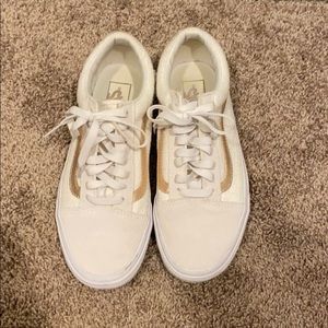Vans Old Skool Sneaker in blanc/rose gold 8.5